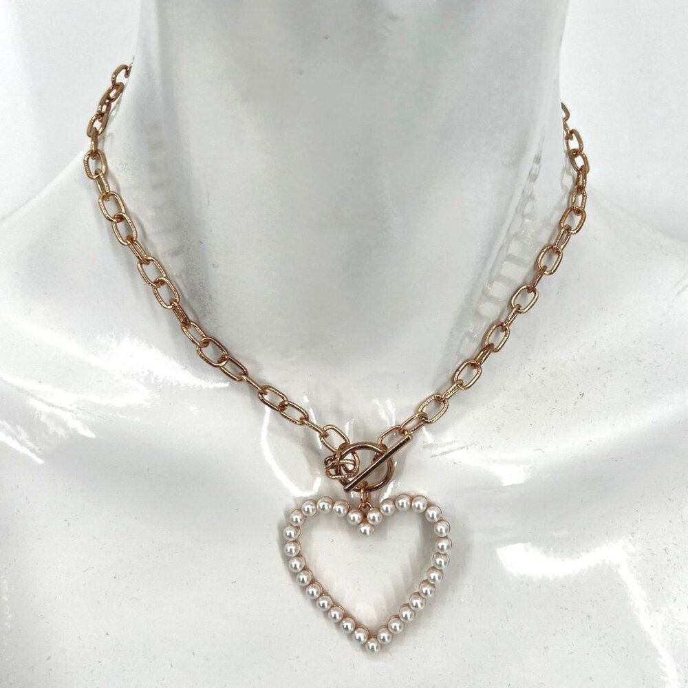 Pearl Heart Toggle Clasp Necklace Gold White by Viola NWT - Picture 5 of 6